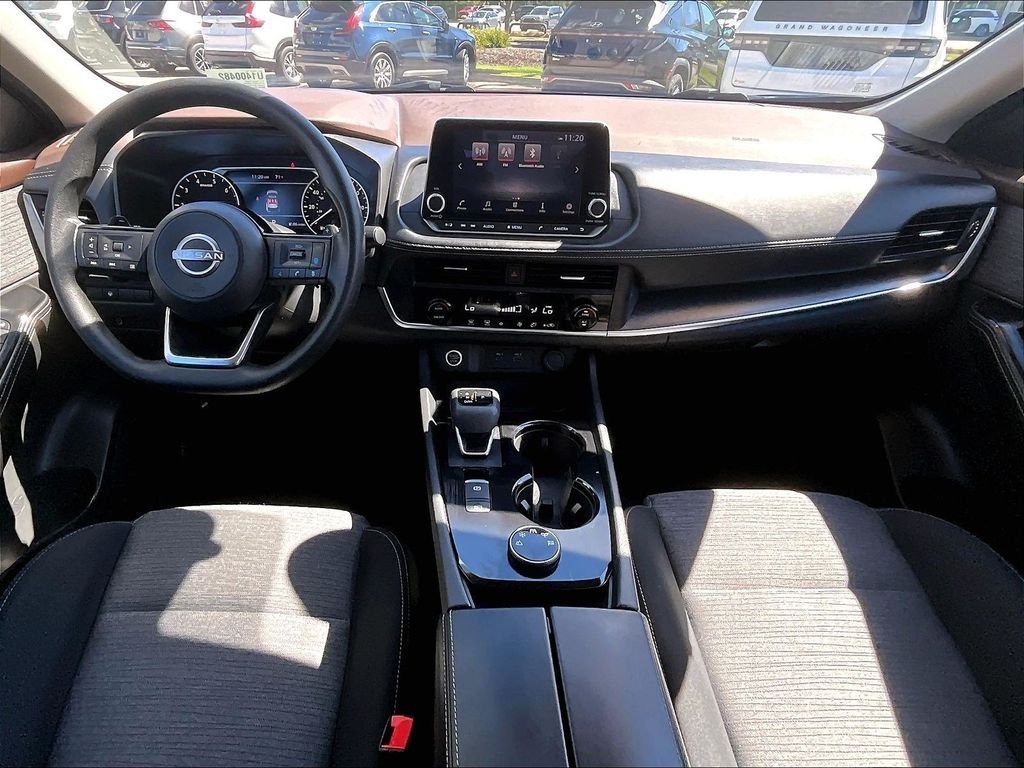 Used 2023 Blue Nissan SV image 21