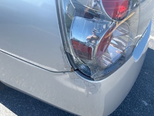 Used 2006 Silver Nissan 2.5 S image 7