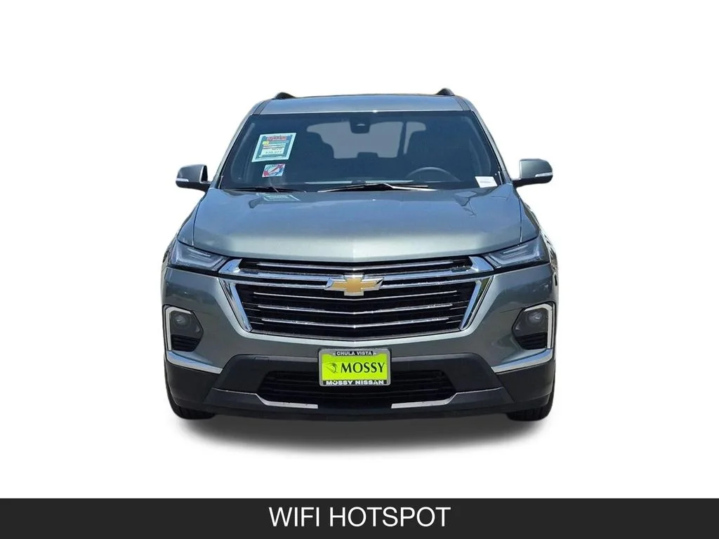 Used 2023 Green Chevrolet LT image 4