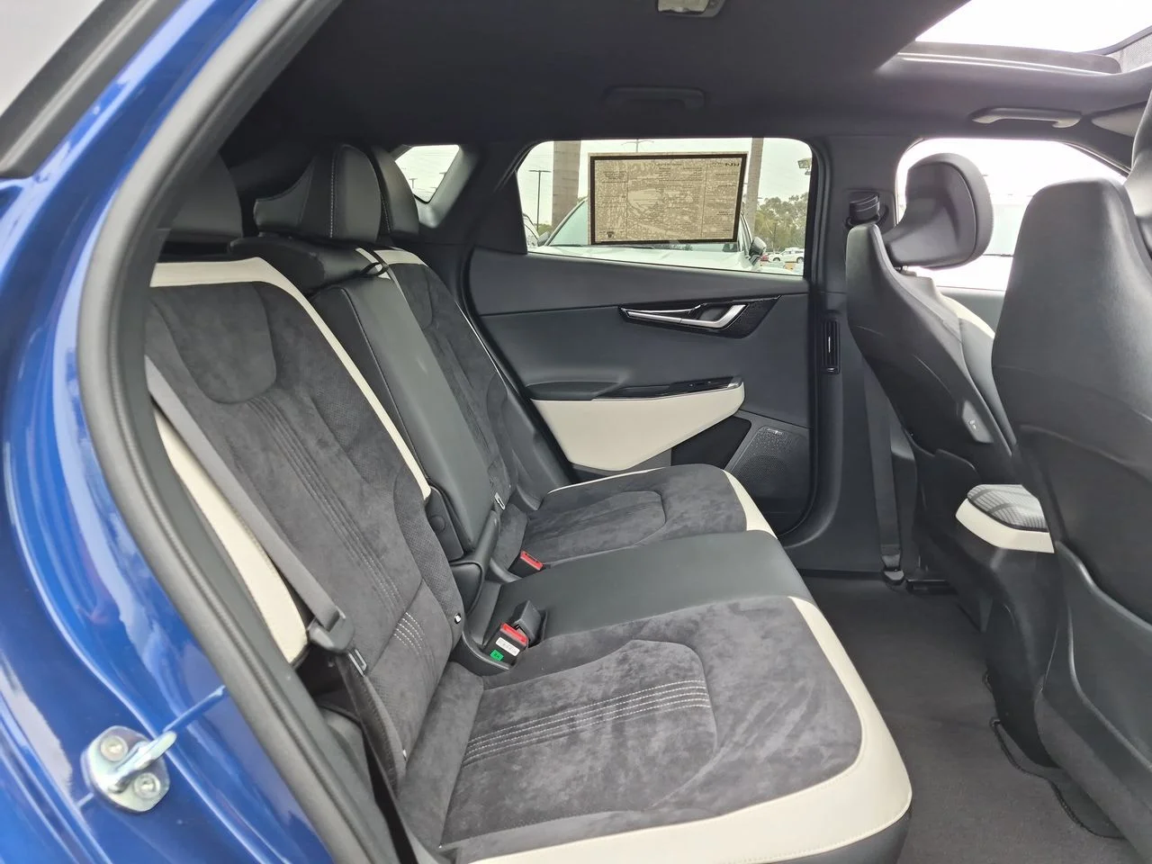 Certified Used 2022 Yacht Blue Kia GT-Line image 28