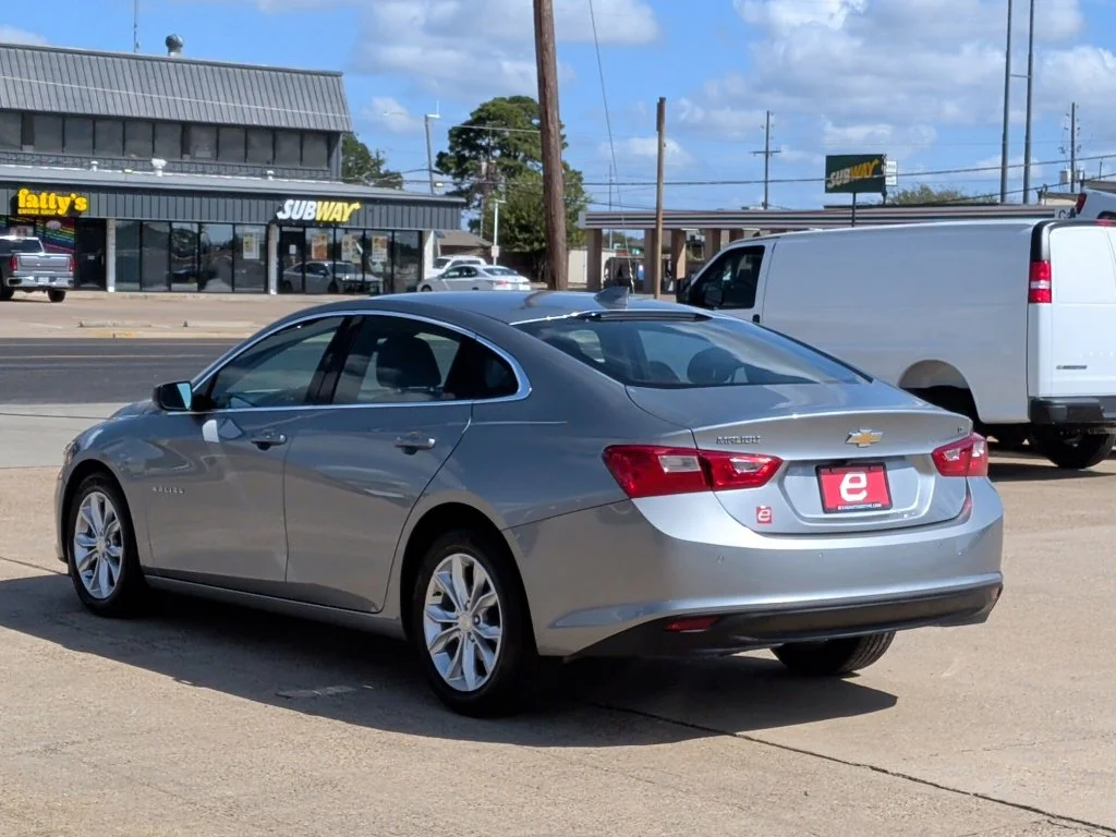 Used 2025 Gray Chevrolet LT image 6
