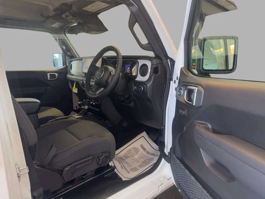 New 2026 Bright White Clearcoat Jeep Sport RHD image 12