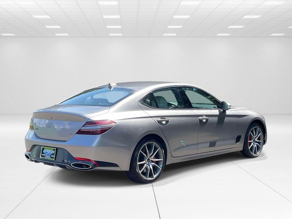 Used 2025 Silver Genesis 2.5T image 6