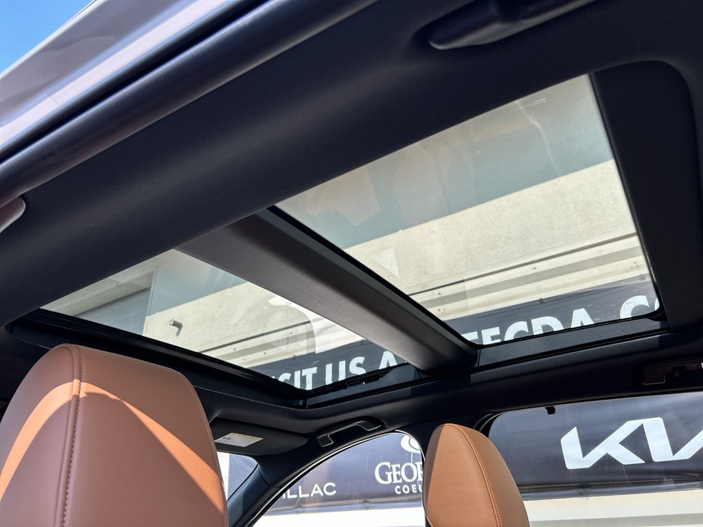 Used 2025 Platinum Quartz Mazda S Premium Plus Package image 18