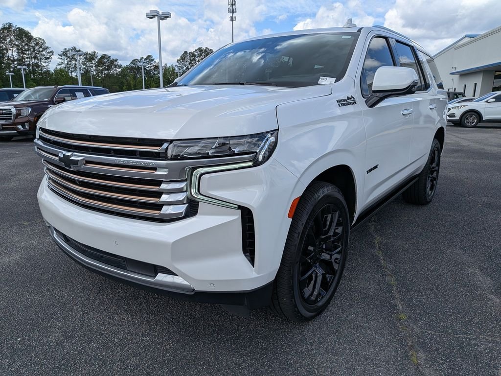 Used 2022 Beige Chevrolet High Country image 10