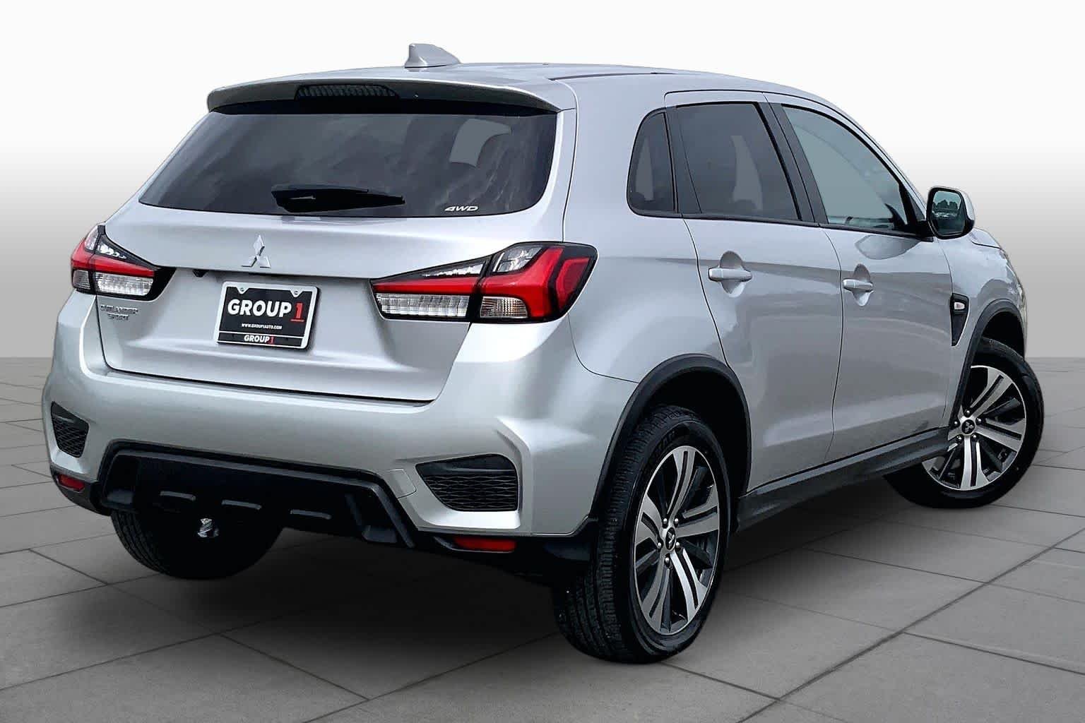 Used 2024 Alloy Silver Metallic Mitsubishi ES image 13