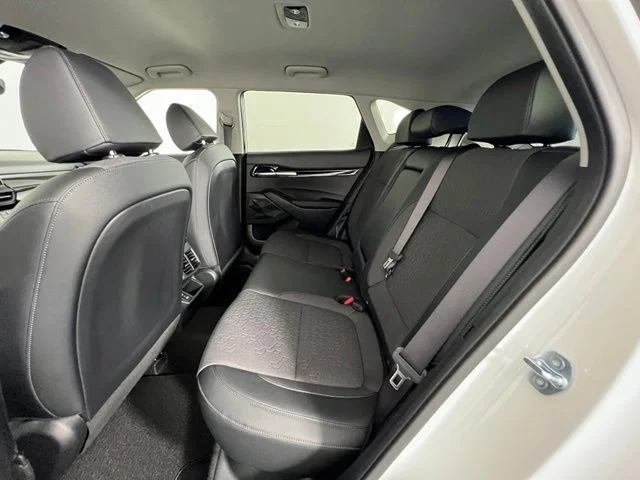 New 2026 White Kia S image 13