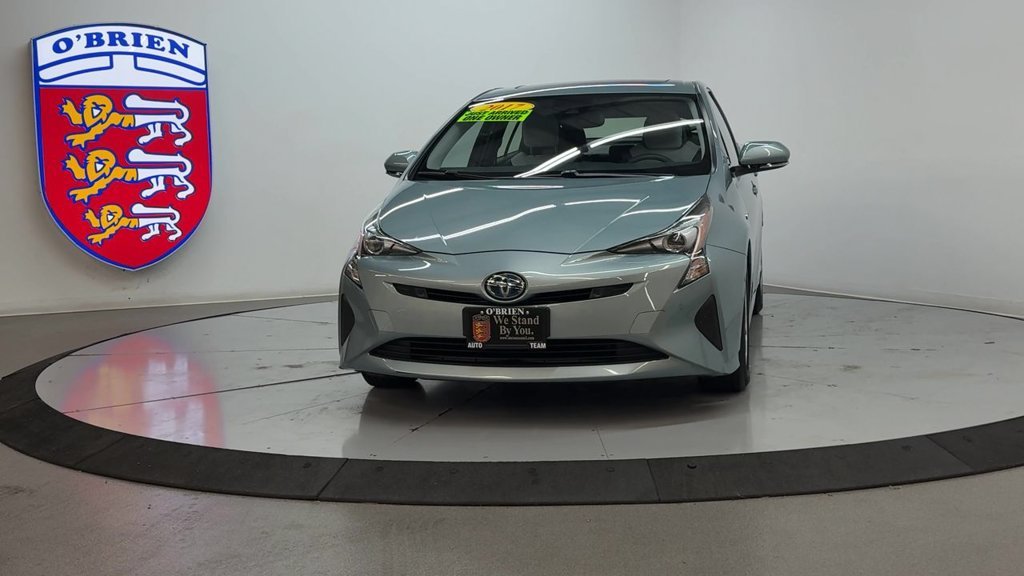 Used 2017 Pearl Toyota Four image 9