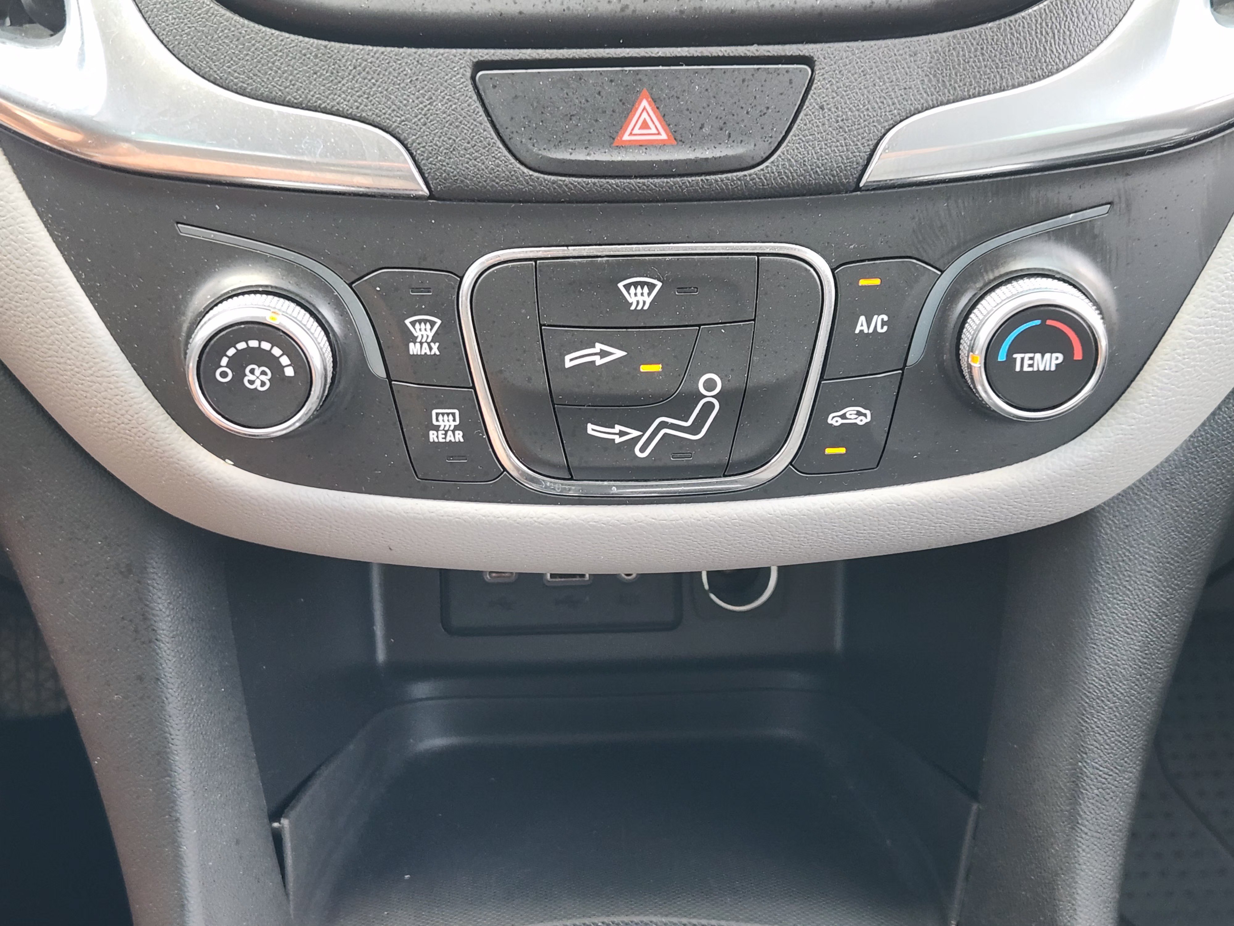 Used 2021 SILVER ICE METALLIC Chevrolet LS image 19