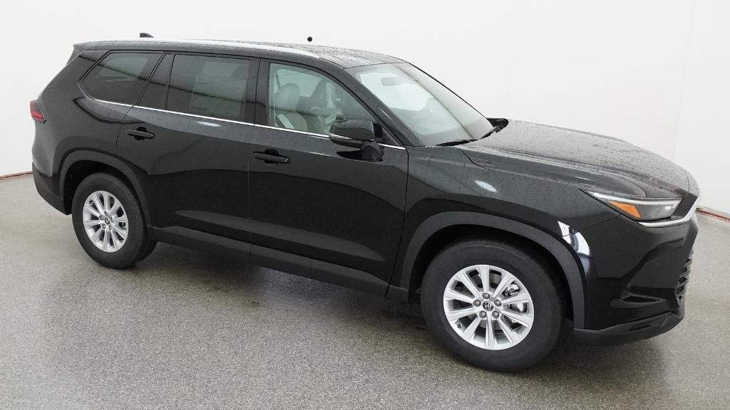 New 2026 Midnight Black Metallic Toyota XLE image 19
