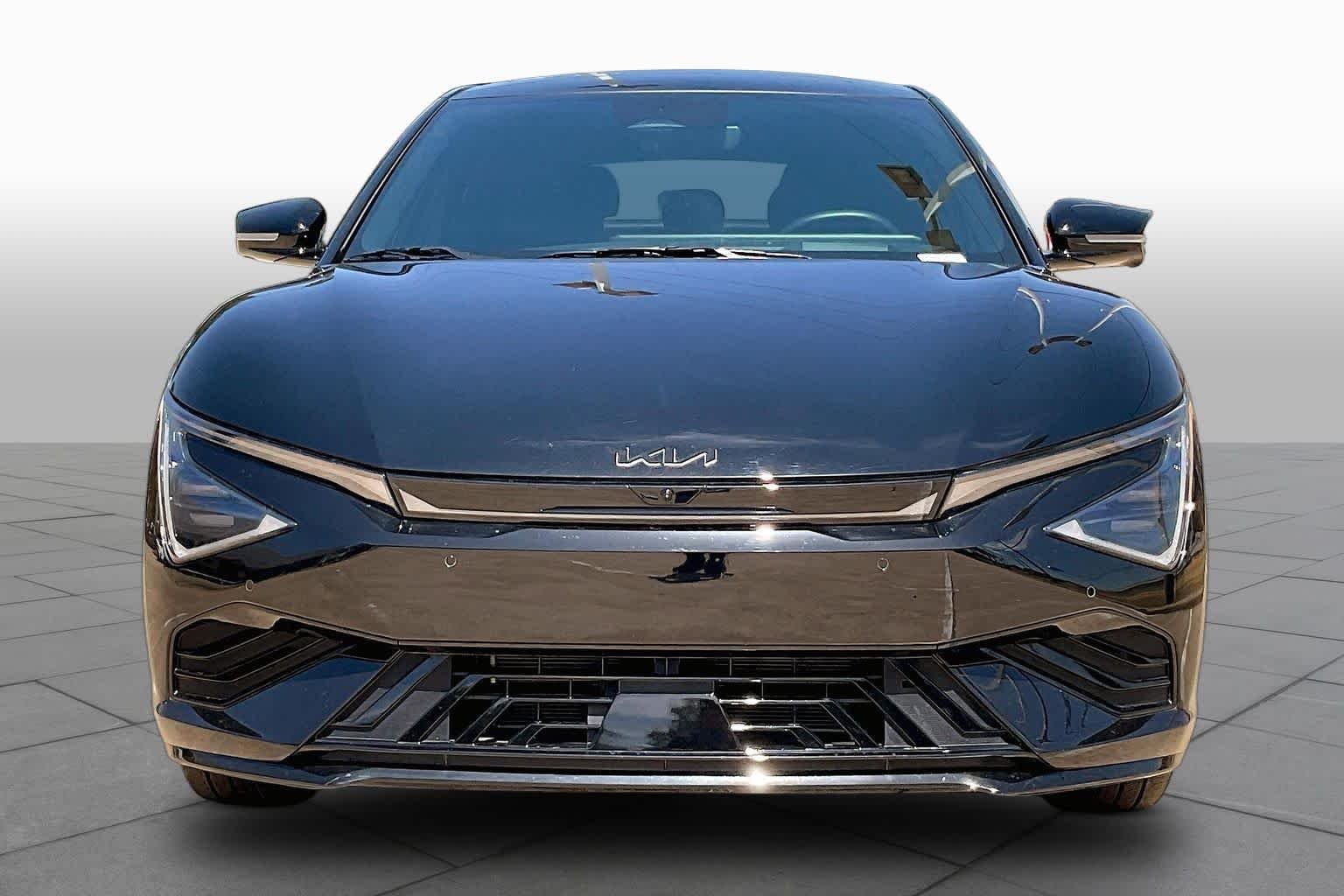 Used 2025 Ebony Black Kia GT-Line image 3