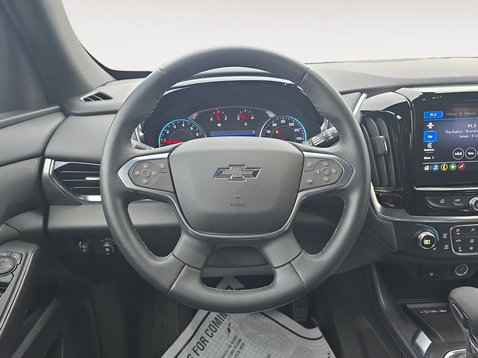 Used 2024 Sterling Gray Metallic Chevrolet LT Cloth image 13