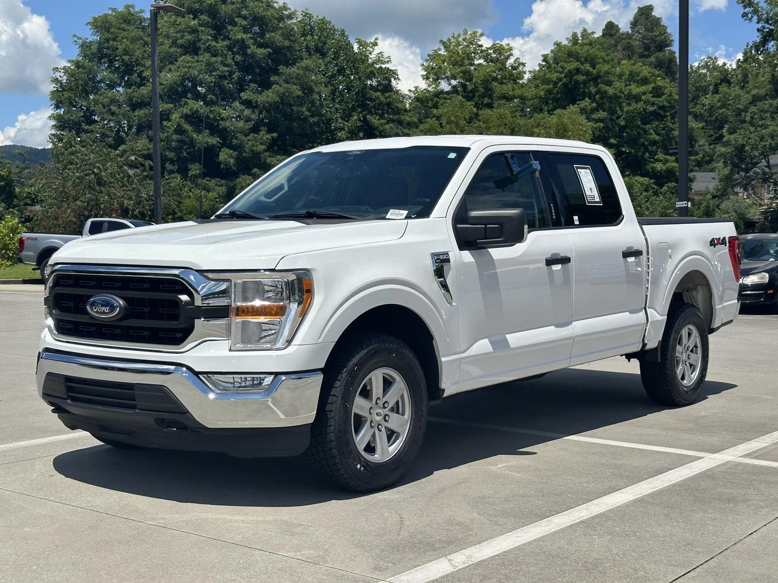 Used 2021 WHITE Ford XLT image 3