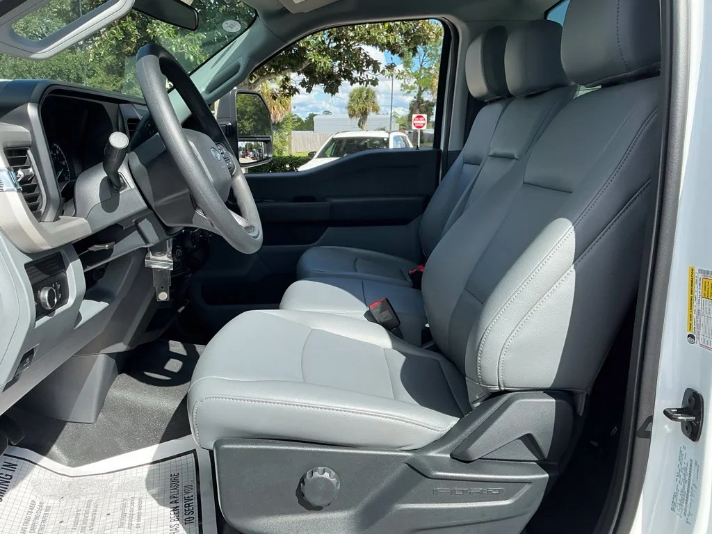 Used 2026 White Ford XL image 24