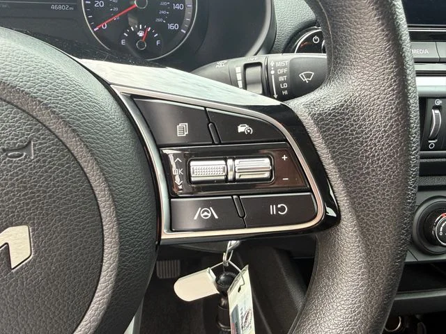 Used 2023 White Kia LXS image 13