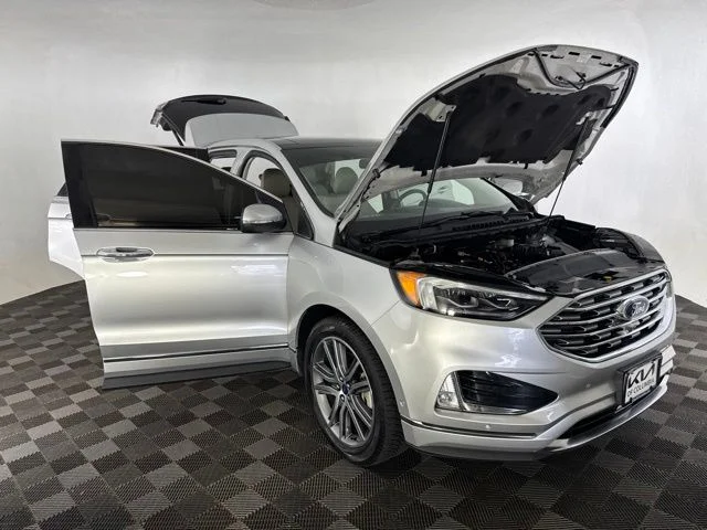 Used 2019 Silver Ford Titanium image 14