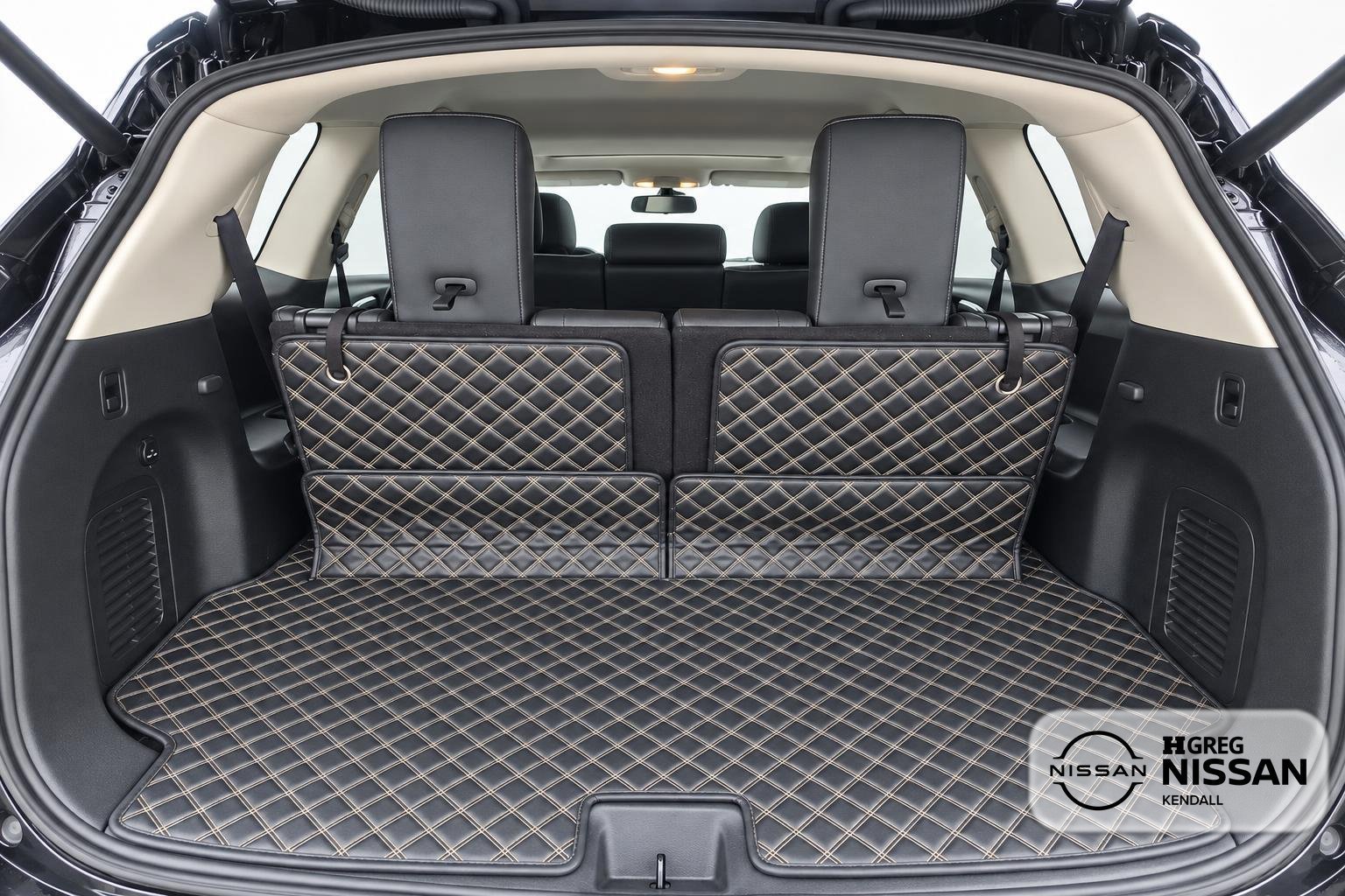 Used 2019 Black INFINITI PURE image 14