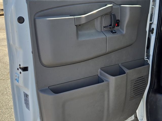 Used 2021 White Chevrolet LT image 16