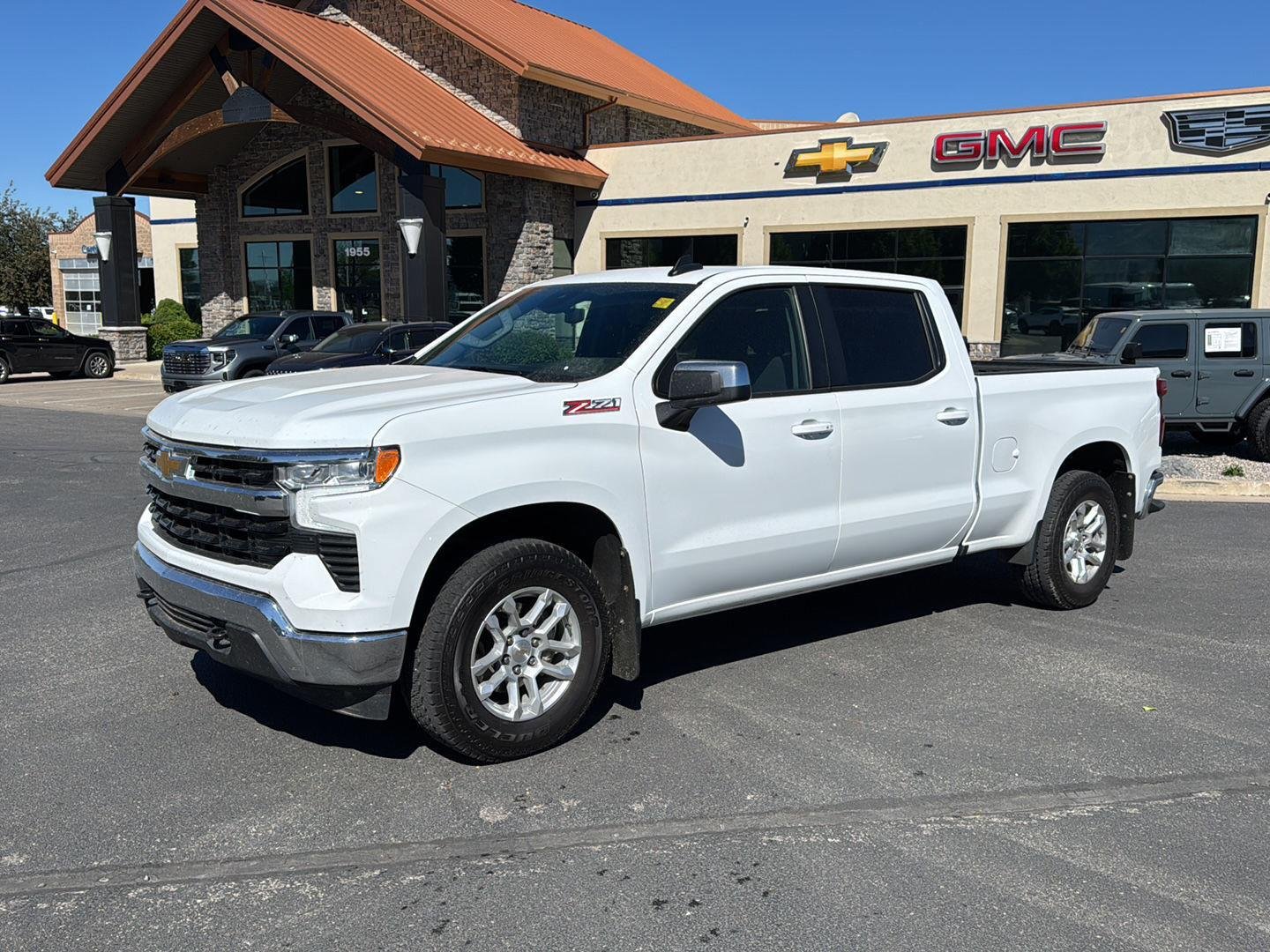 2024 Chevrolet Silverado 1500 LT 4WD Crew Cab Short Box's photo