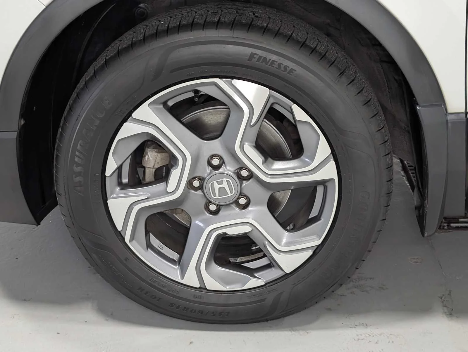 Used 2017 White Diamond Pearl Honda EX image 3