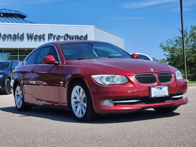 Used 2012 Red BMW 328i xDrive image 3