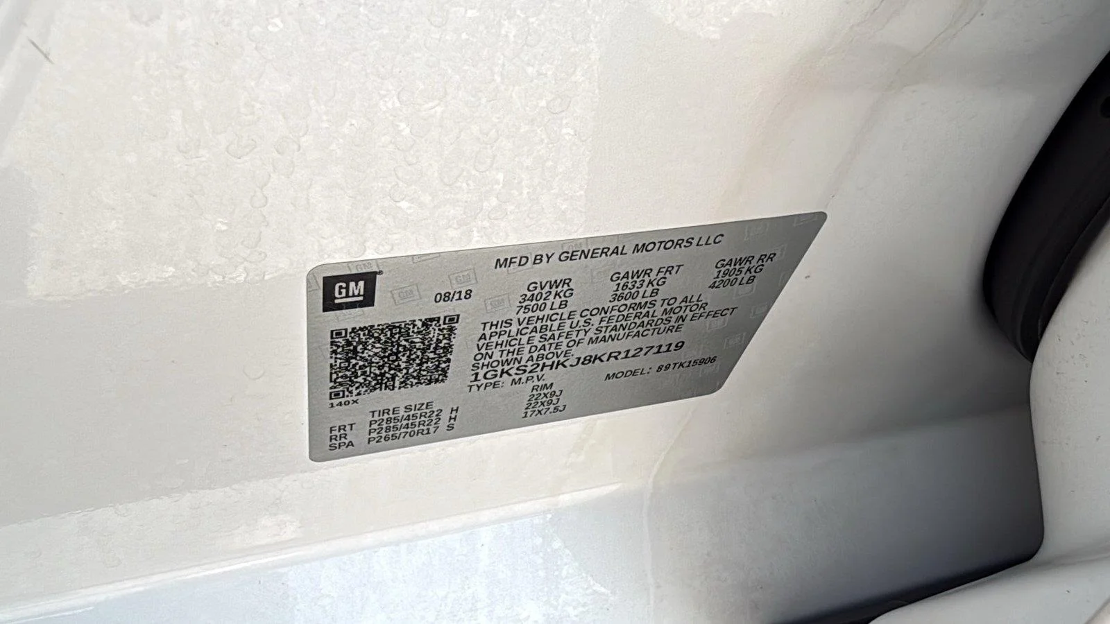 Used 2019 White Frost Tricoat GMC Denali image 26