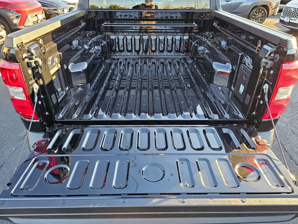 New 2026 Shadow Black Ford XLT image 12