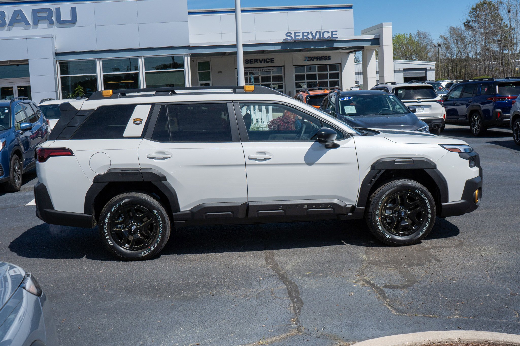 New 2026 CRYSTAL WHITE PEARL Subaru Wilderness image 2