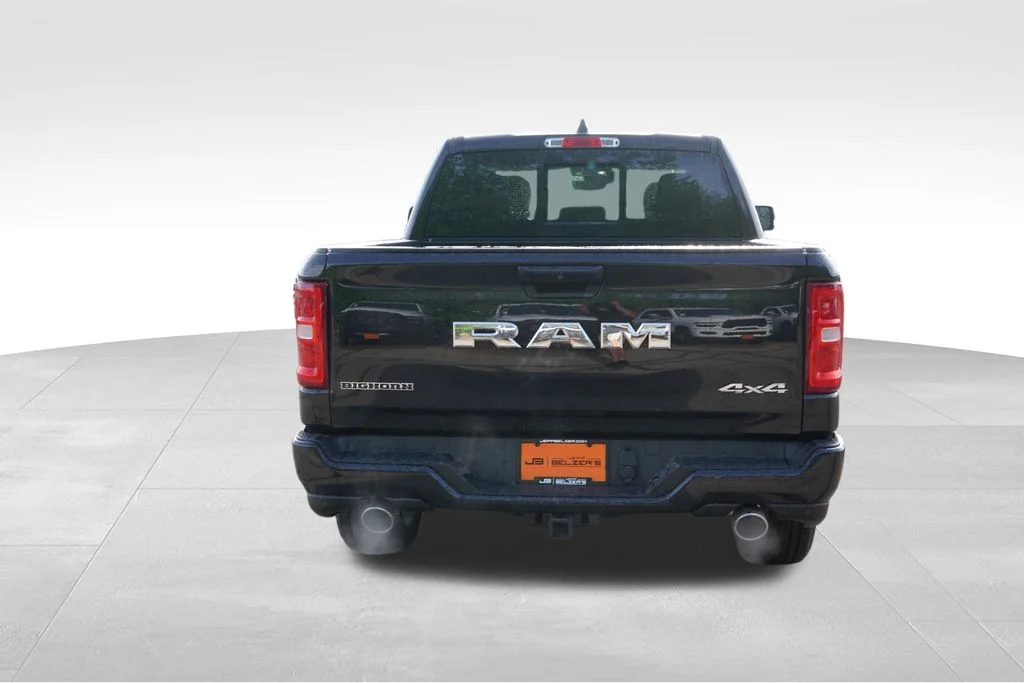 New 2026 Diamond Black Crystal Pearl-Coat Exterior Paint RAM Big Horn image 4