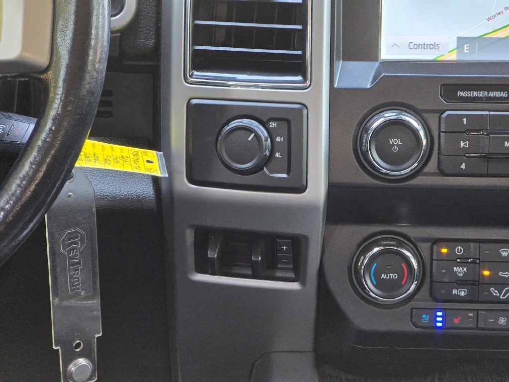 Used 2021 White Ford Lariat image 35
