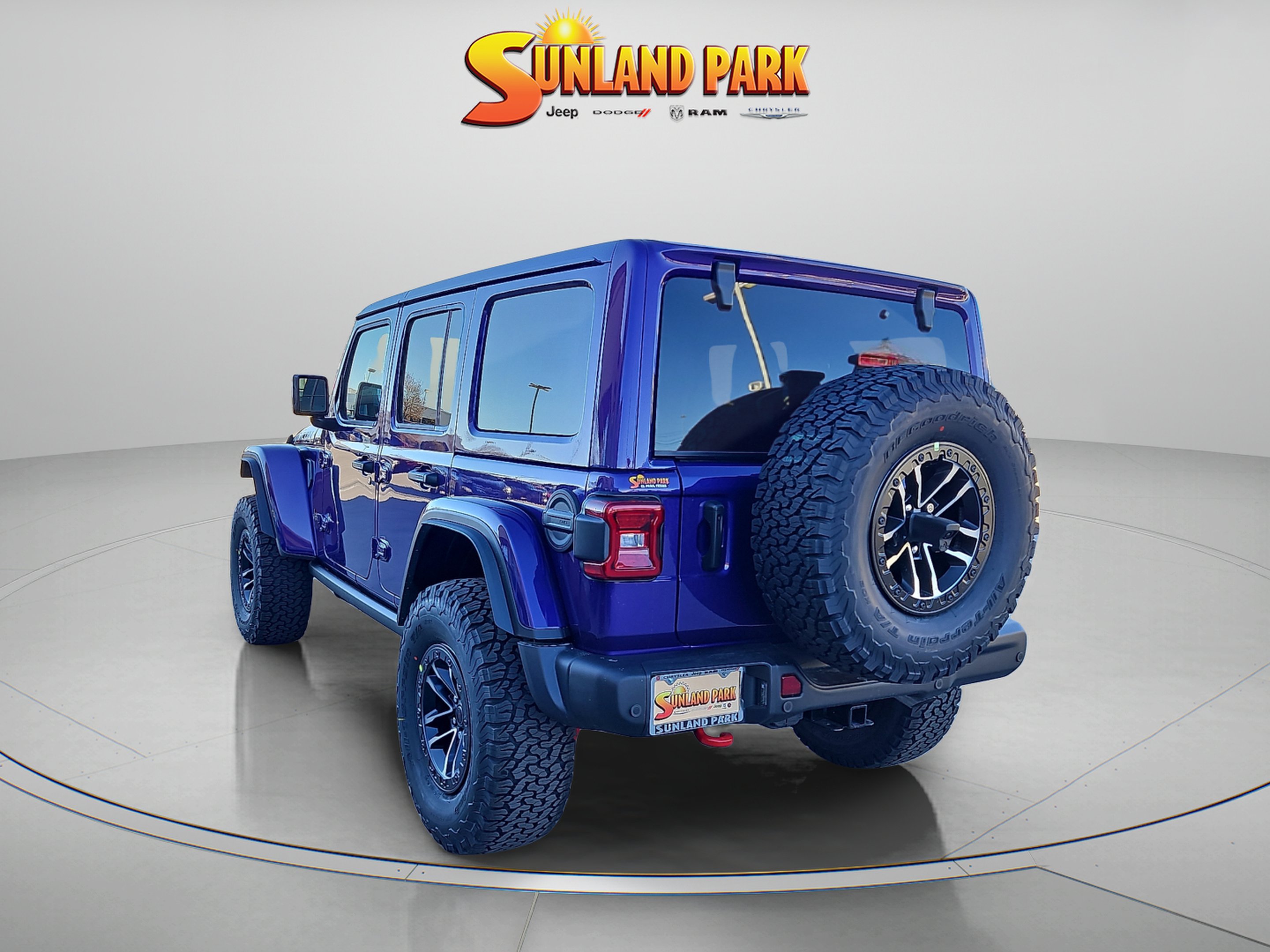 New 2026 Reign Exterior Paint Jeep Rubicon X image 4