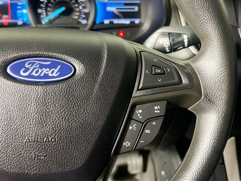 Used 2024 Gray Ford SE image 19