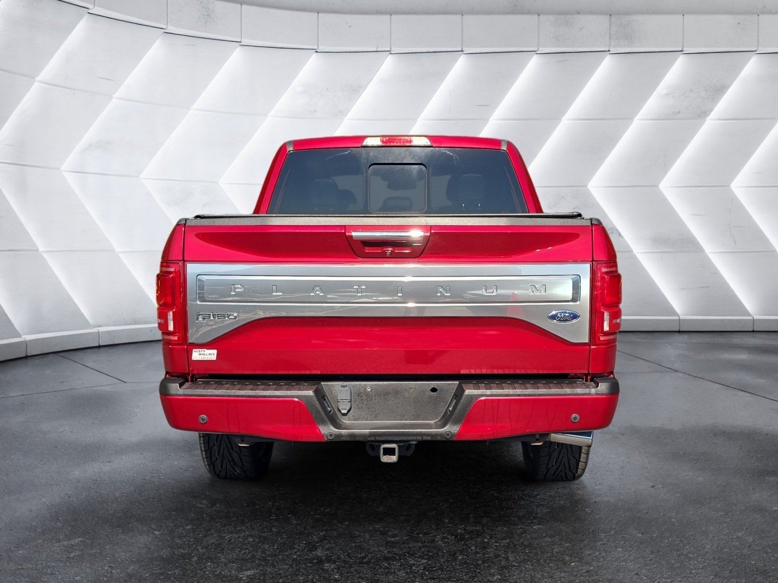 Used 2015 Red Ford Platinum image 4