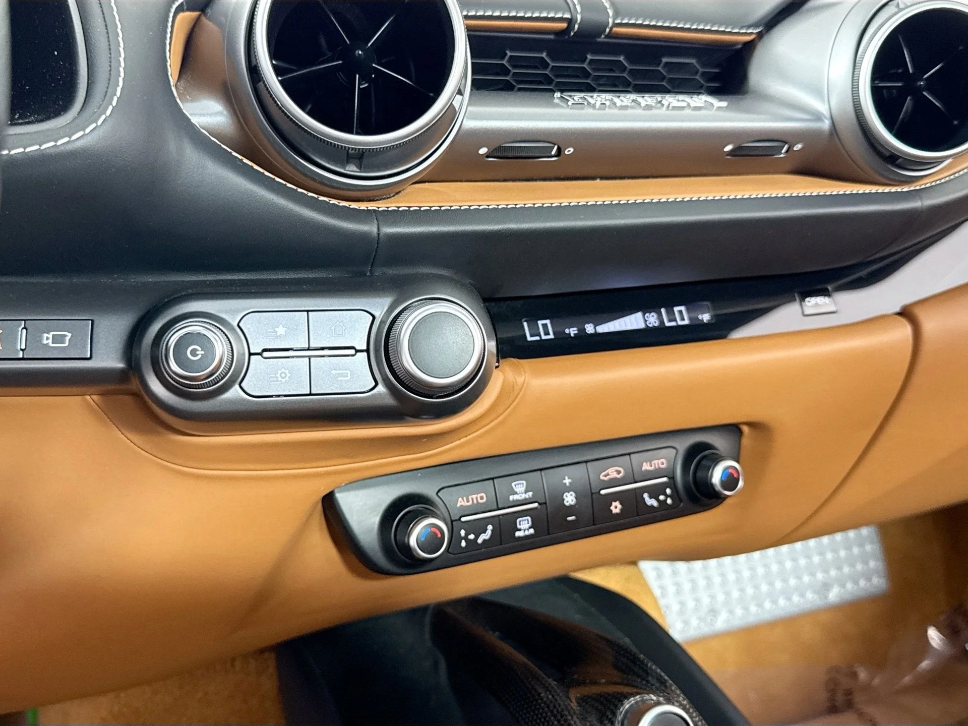 2021 Ferrari 812 GTS Base - Photo 13