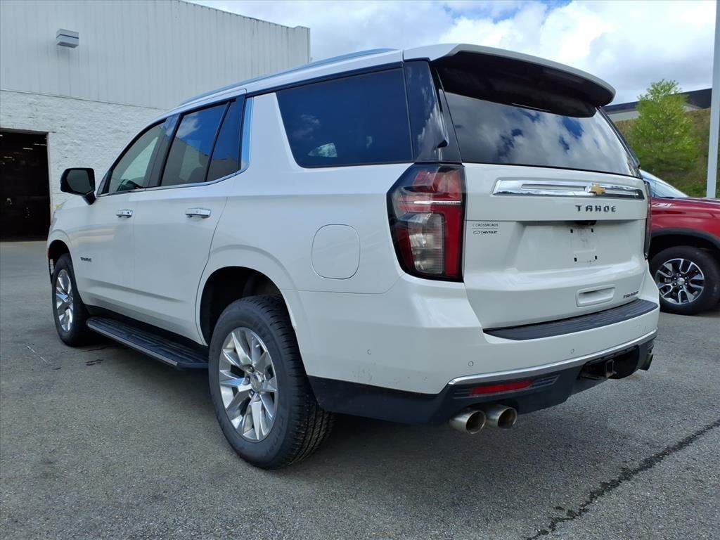 Used 2023 Iridescent Pearl Tricoat Chevrolet Premier image 8