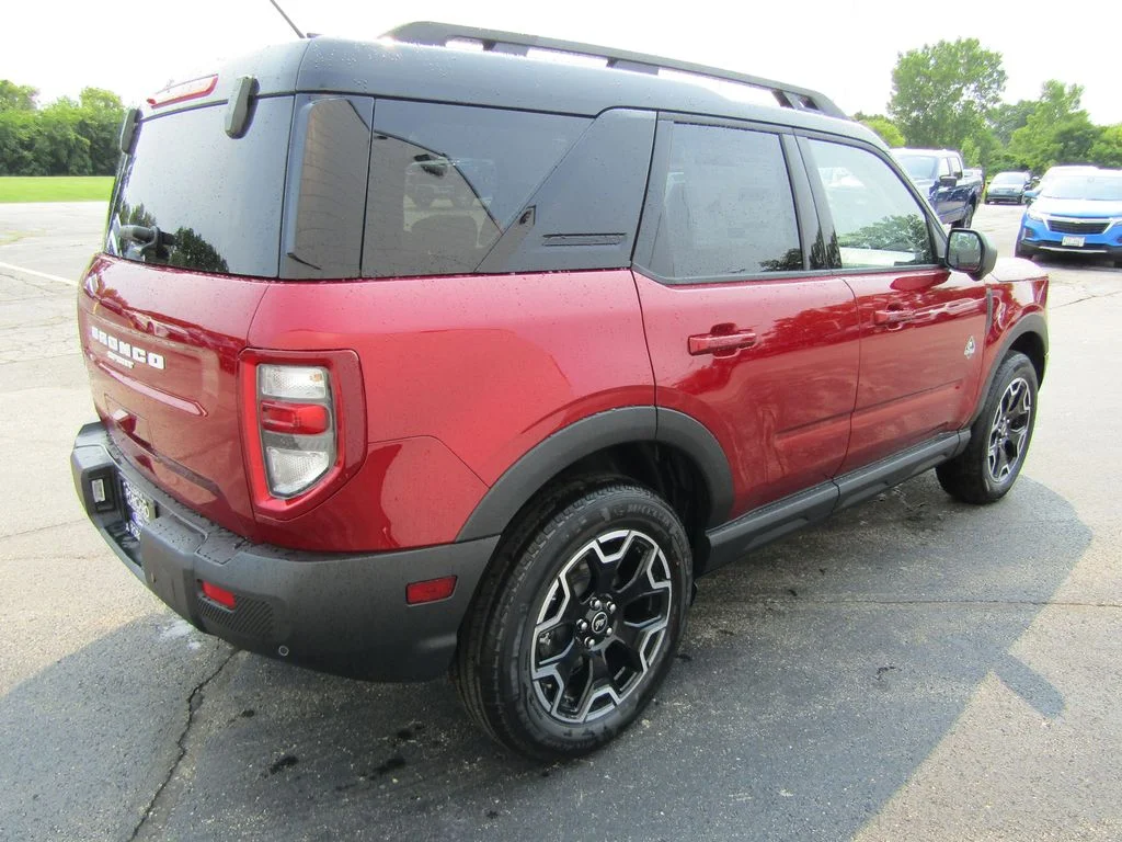 New 2026 Ruby Red Metallic Tinted Clearcoat Ford Outer Banks® image 12