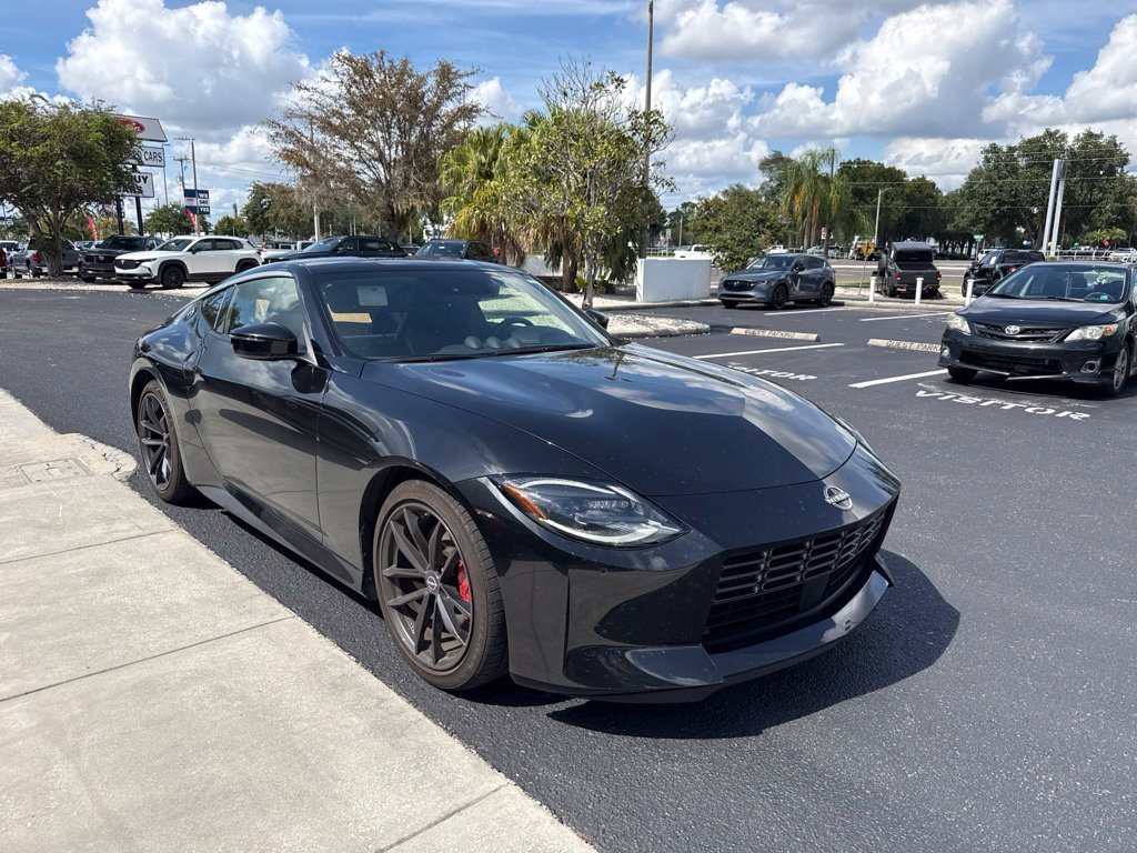 Used 2023 Black Nissan Performance image 3