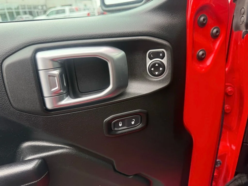 Certified Used 2019 Red Jeep Sport S image 12