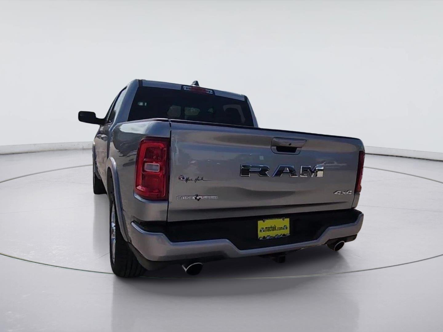 2025 Ram 1500 photo 7 of 32