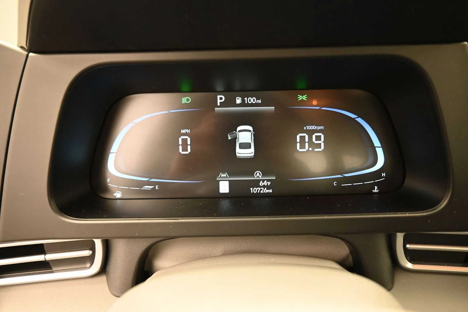 Used 2024 Abyss Black Hyundai SE image 7