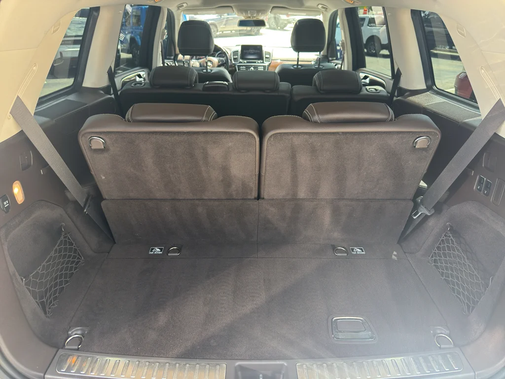 Used 2019 Black Mercedes-Benz 450 4MATIC® image 15