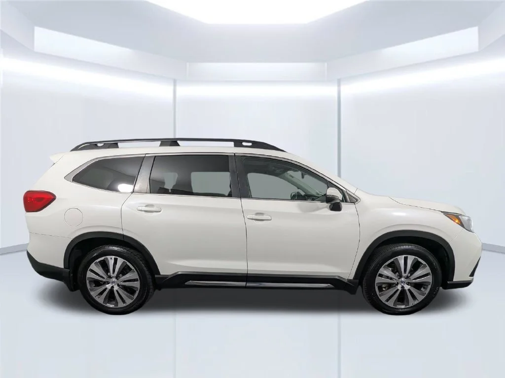 Used 2020 White Subaru Limited image 26
