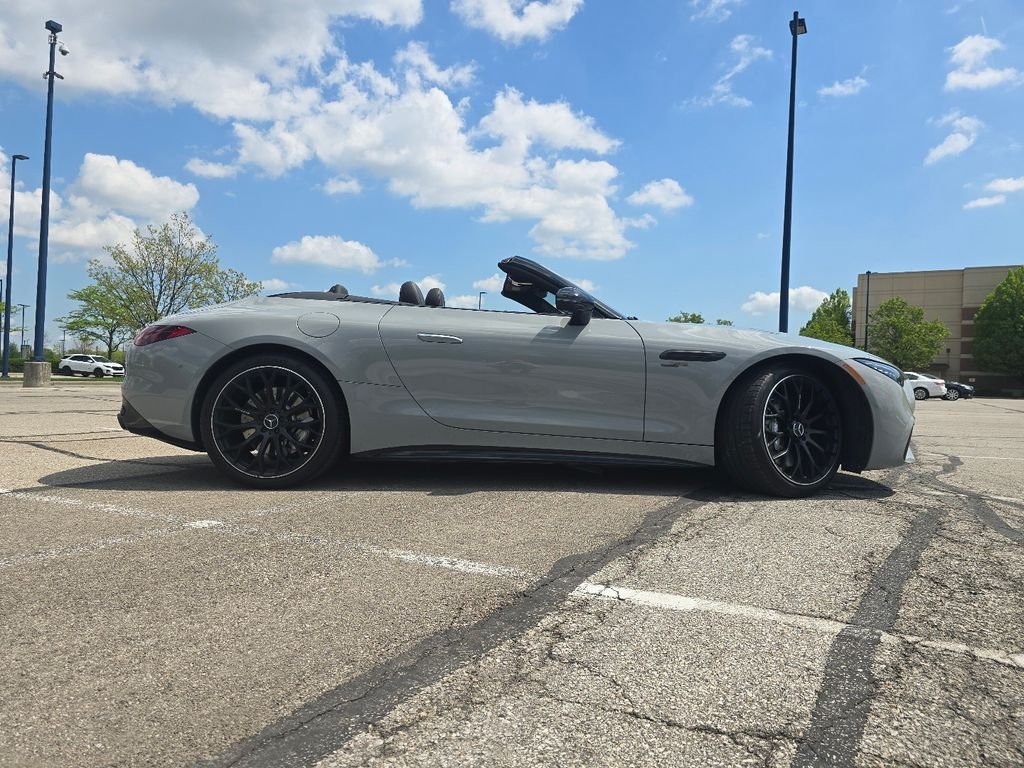Certified Used 2024 MANUFAKTUR Alpine Gray Mercedes-Benz SL 43 AMG® image 17