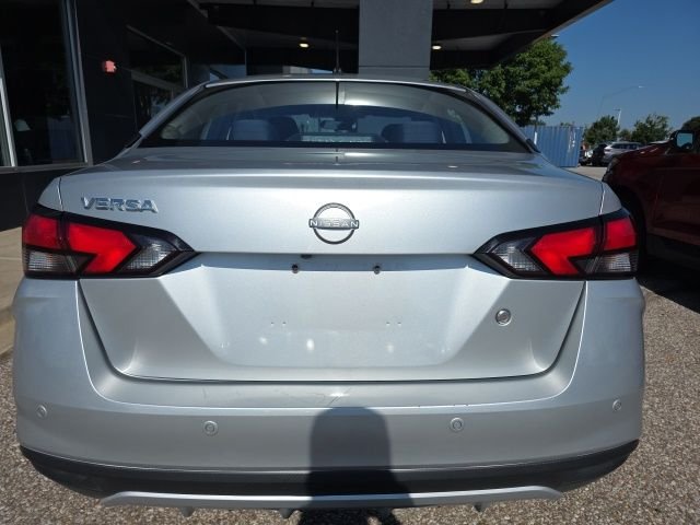 Used 2024 Silver Nissan 1.6 S image 4