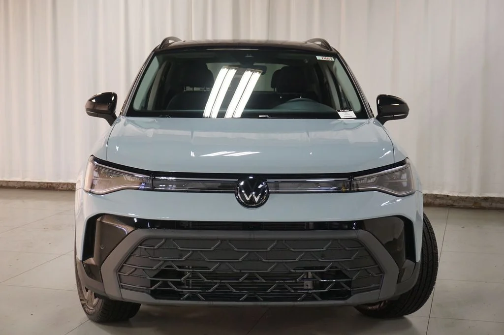 New 2026 Gray Volkswagen 1.5T SE Black image 5