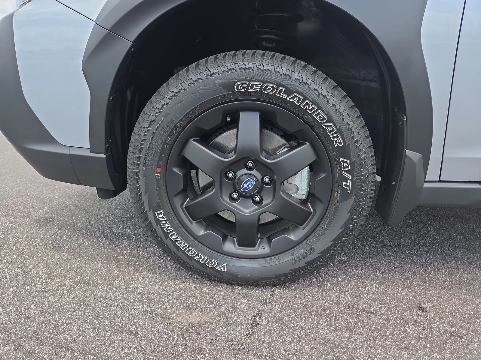 Used 2025 Ice Silver Metallic Subaru Wilderness image 32