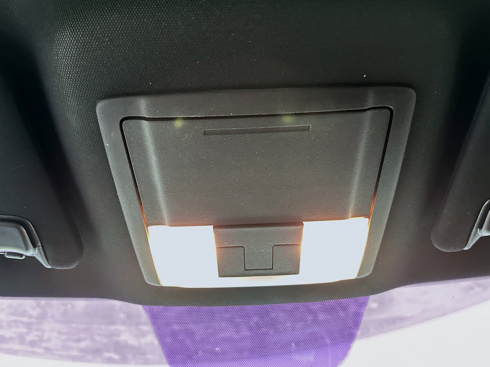 Used 2019 Blue Metallic Ford Base image 18