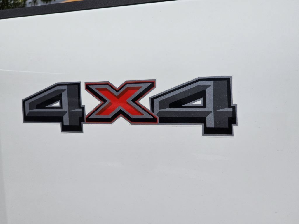 New 2026 Oxford White Ford XL image 27