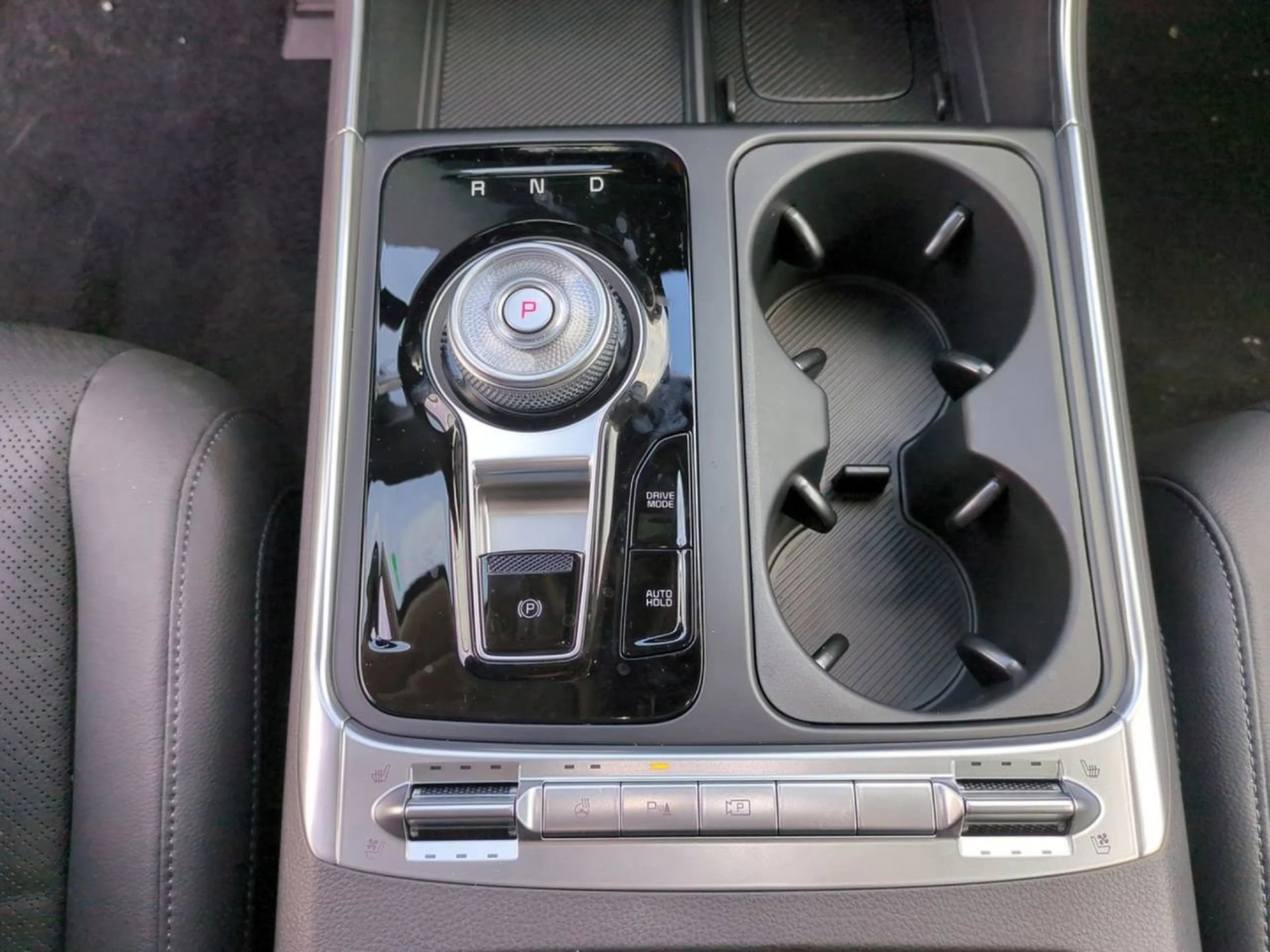 2026 Kia Carnival SX Prestige - Photo 23