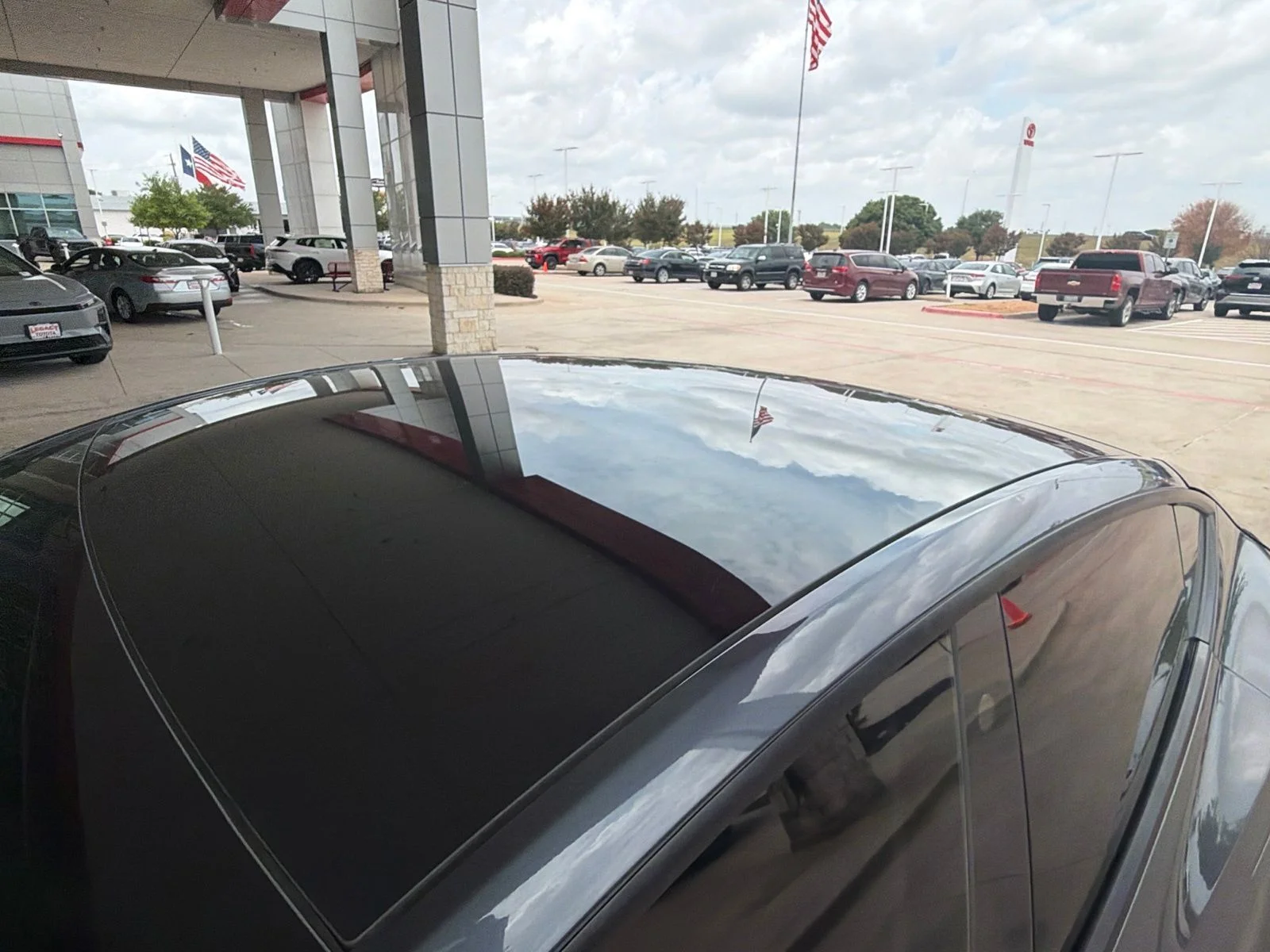 Used 2023  Tesla Long Range image 13